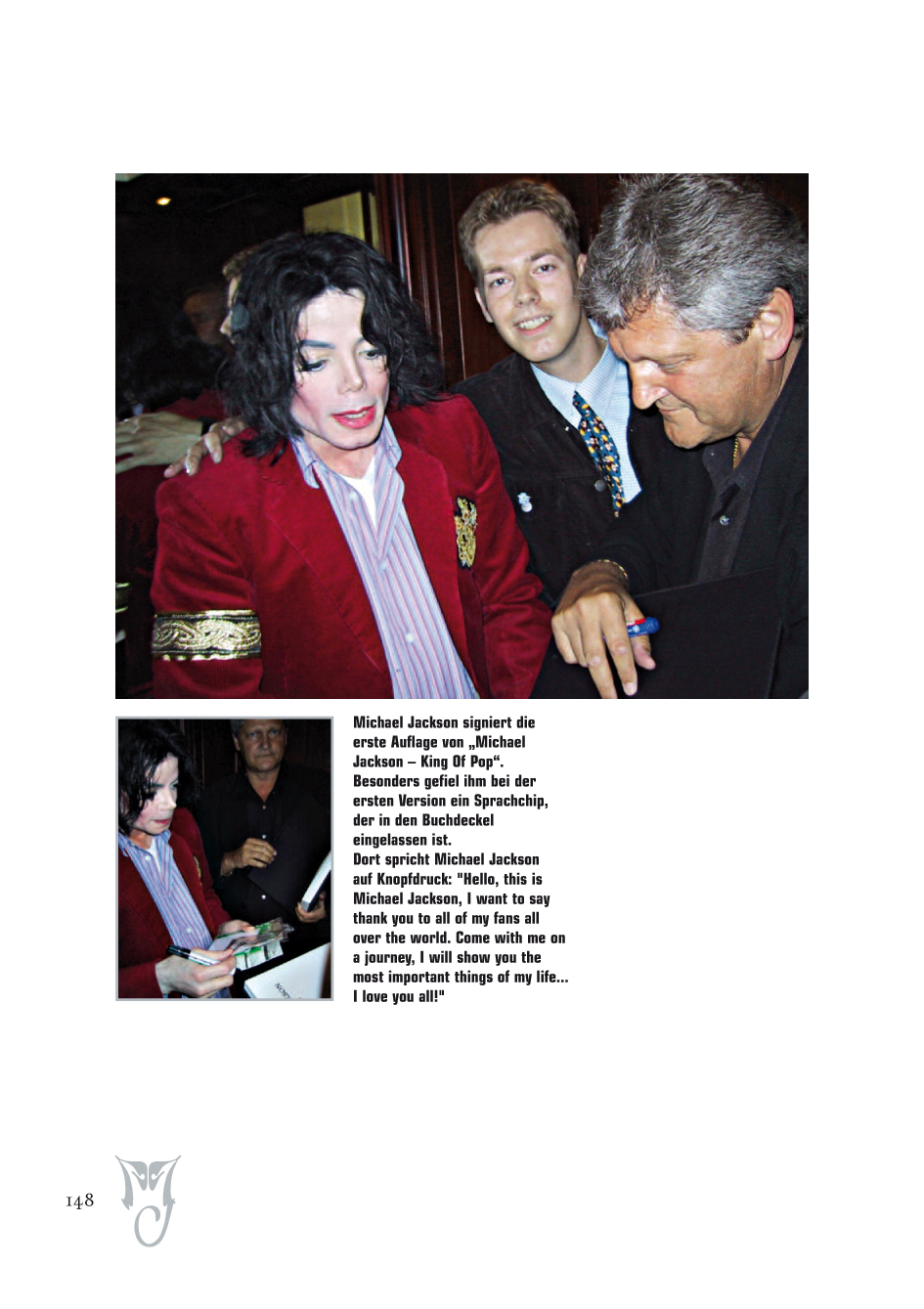 Michael Jackson signiert die Erstauflage mit Autor Christian Marks